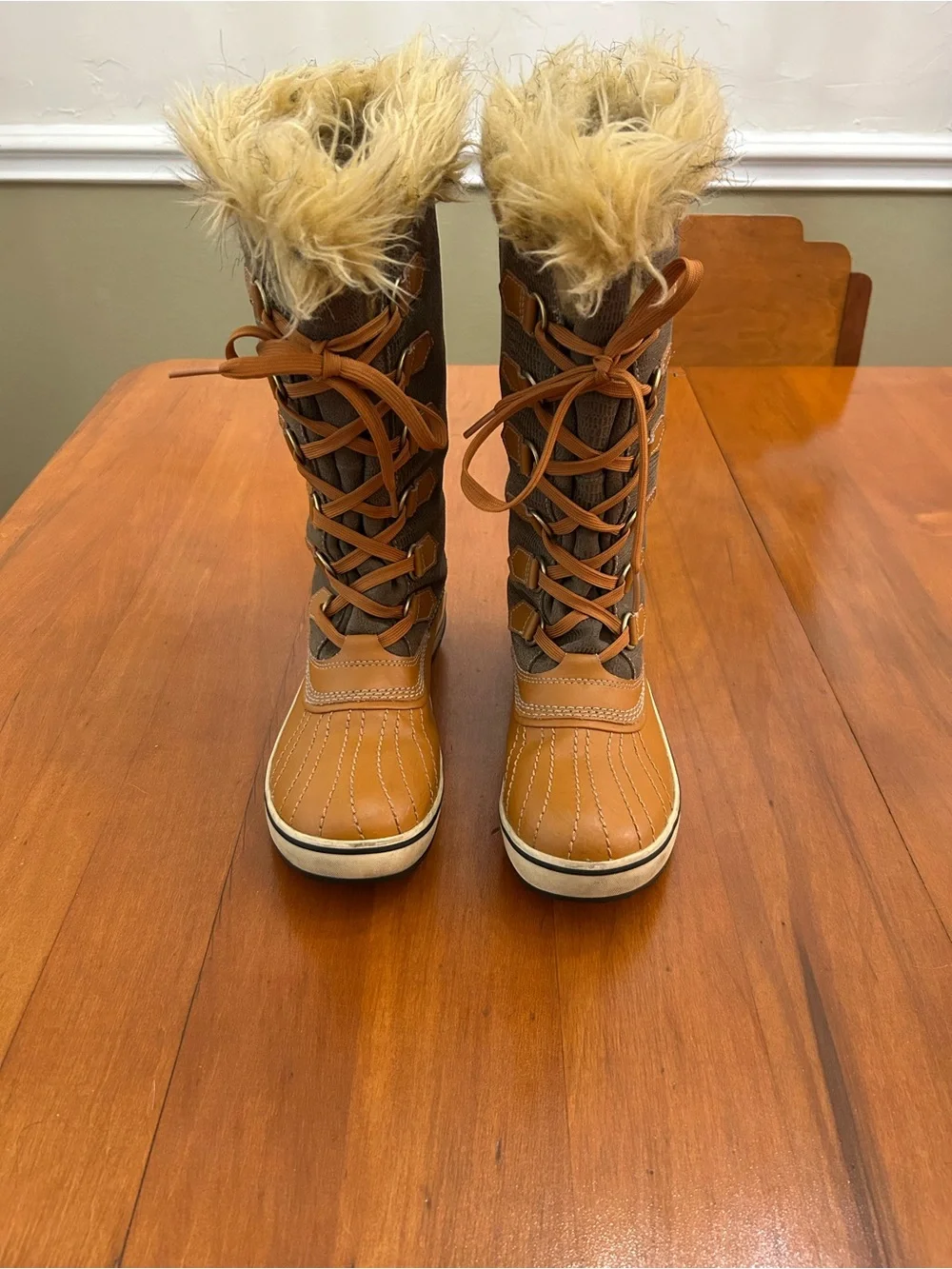 Sorel Tofino Women's Waterproof Winter Snow Boots Size 7.5